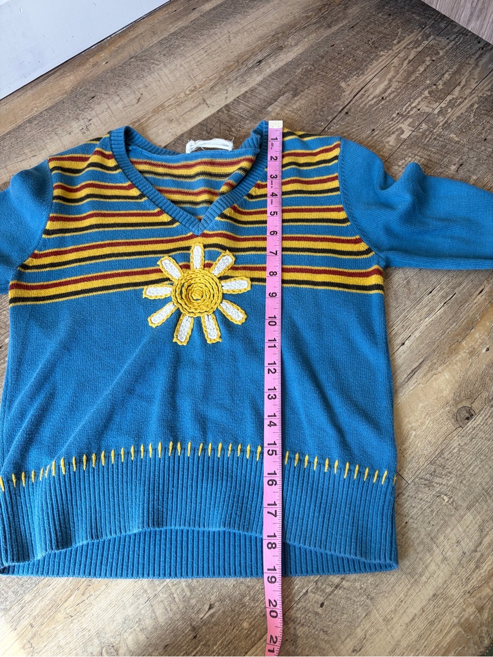 Back Beat Co Organic Cotton Sun V-Neck Sweater - Picture 6 of 14